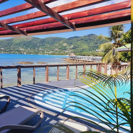 Drake Seaside Studio Apartments Bel Ombre Luaran gambar
