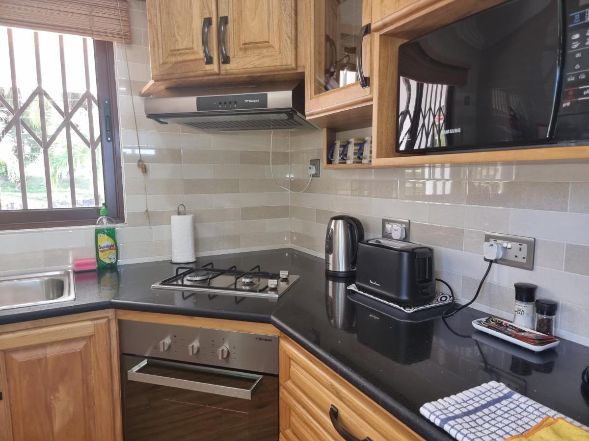 Drake Seaside Studio Apartments Bel Ombre Luaran gambar
