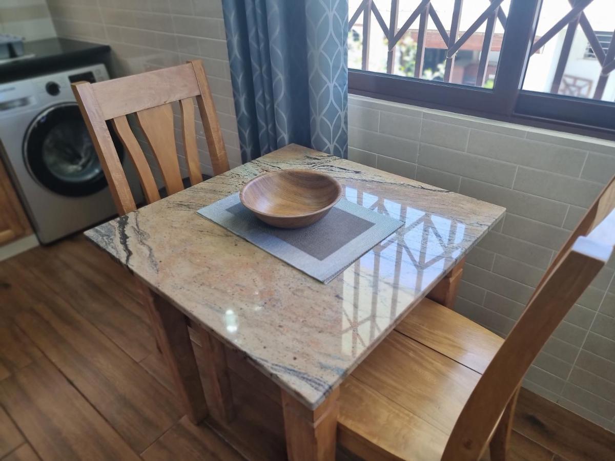 Drake Seaside Studio Apartments Bel Ombre Luaran gambar