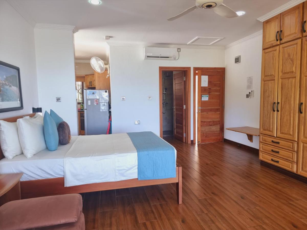 Drake Seaside Studio Apartments Bel Ombre Luaran gambar