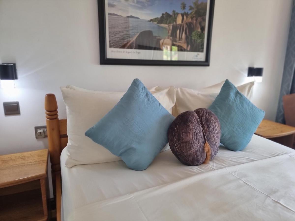 Drake Seaside Studio Apartments Bel Ombre Luaran gambar